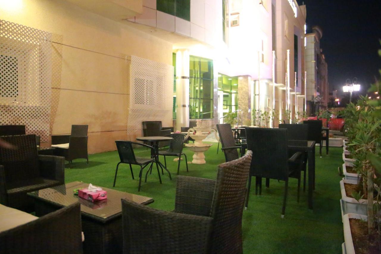 A Tours Aparthotel